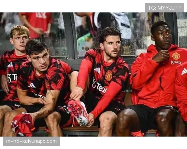 曼联梅森·芒特复出推迟，中场创造力与轮换深度进一步削弱